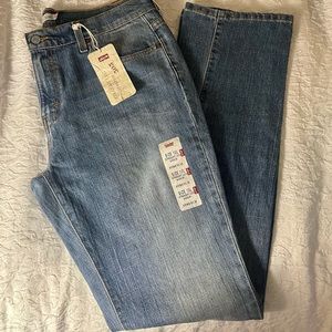 Levi’s 505 straight leg stretch